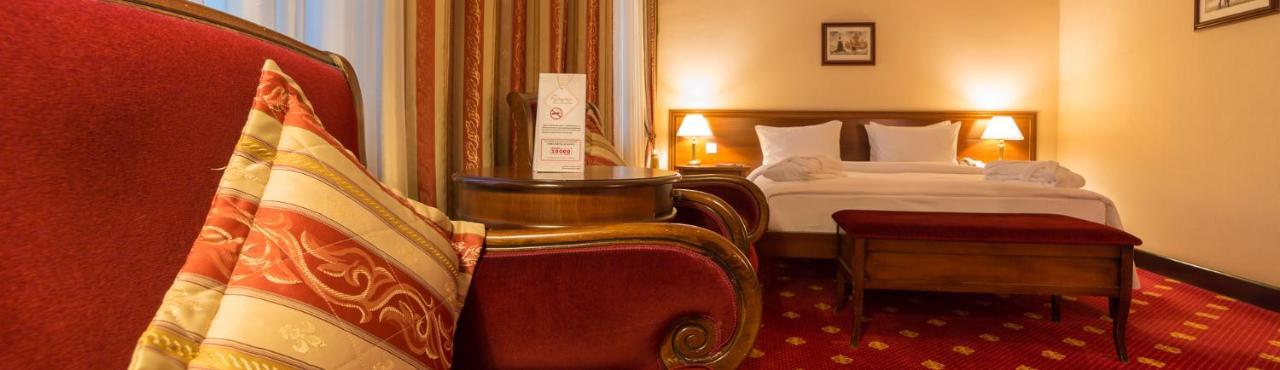 Grand Tien Shan Hotel Almaty Ngoại thất bức ảnh