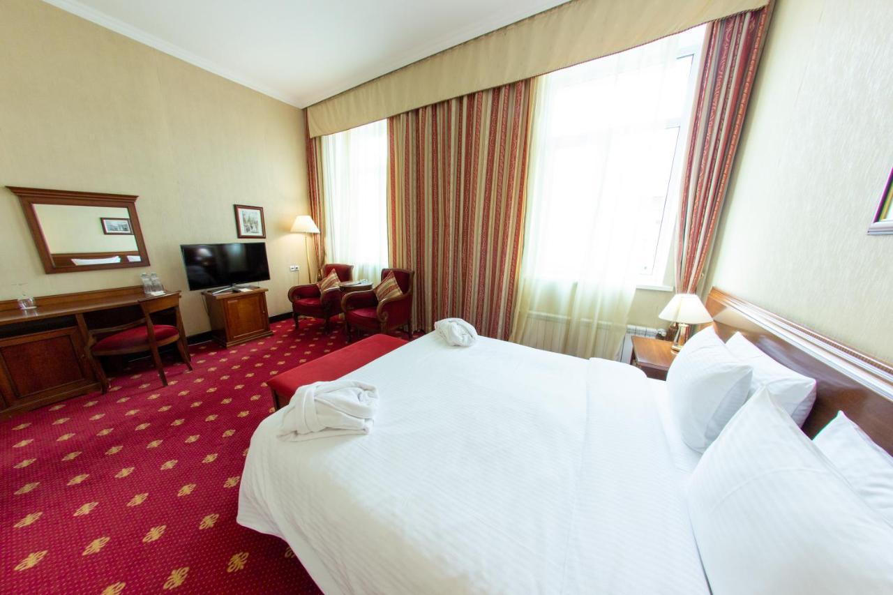 Grand Tien Shan Hotel Almaty Ngoại thất bức ảnh