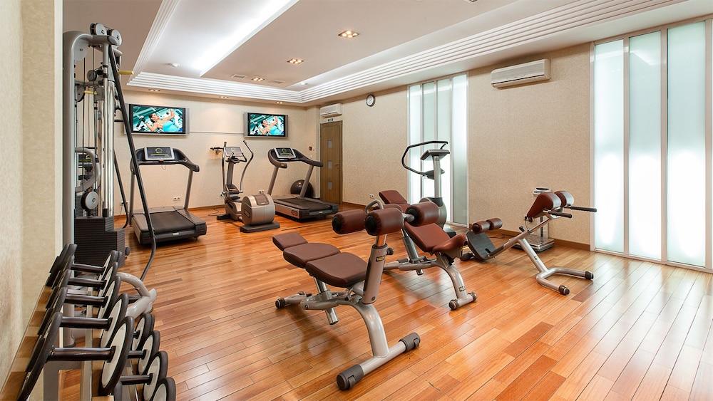Grand Tien Shan Hotel Almaty Ngoại thất bức ảnh