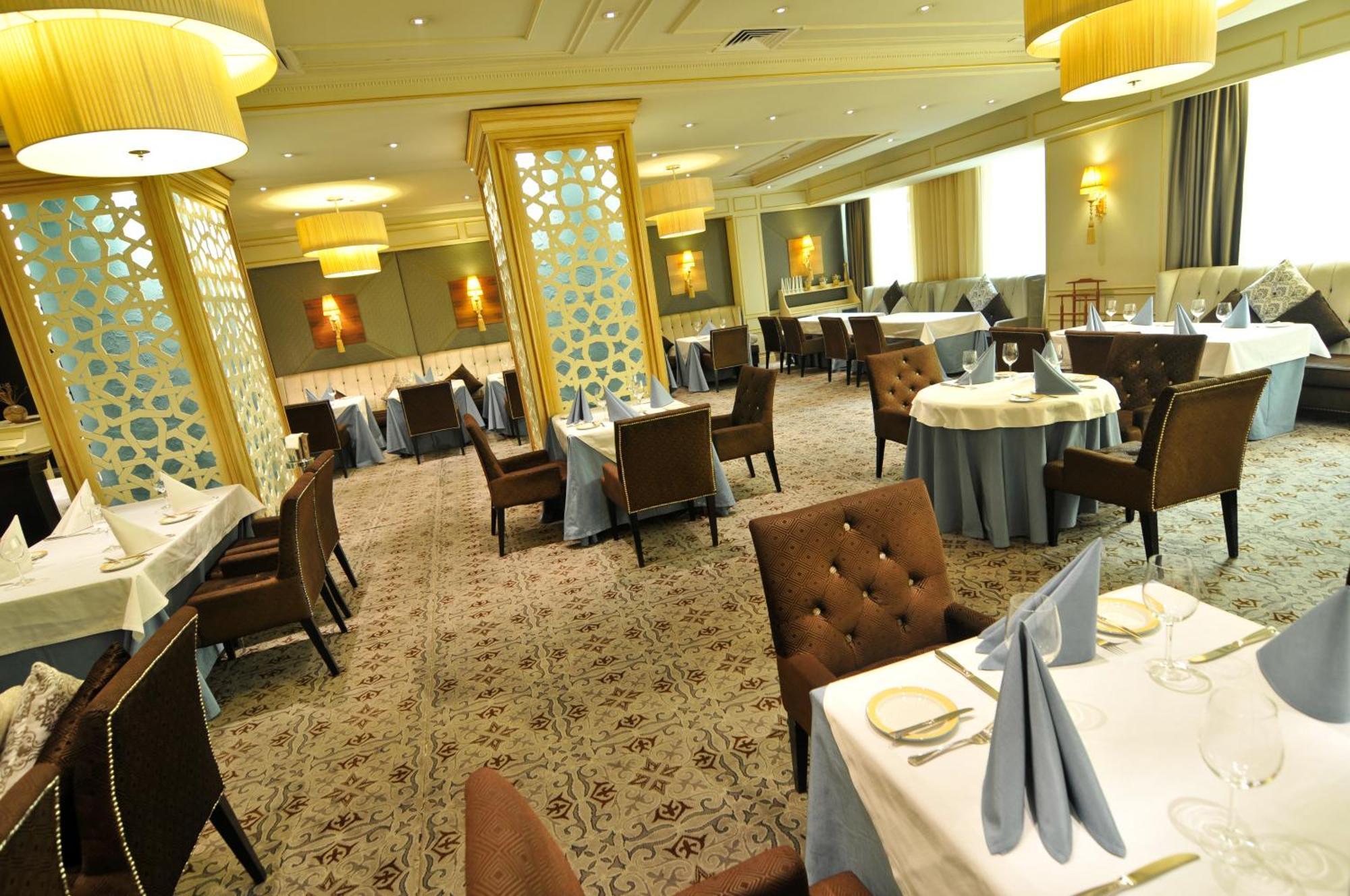 Grand Tien Shan Hotel Almaty Nhà hàng bức ảnh